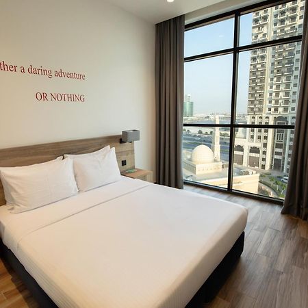 Kingsgate Al Jaddaf Hotel By Millennium Dubai Exterior foto